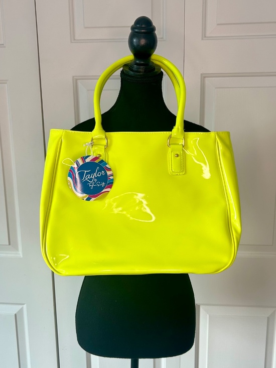 NEW Taylor Swift Wonderstruck Perfume Lime Green PVC Tote Bag - Picture 3 of 7
